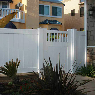 White privacy gate from our Pixley vinyl gates wholesaler.